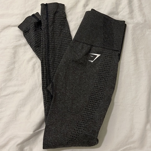 Gymshark set - Picture 6 of 7